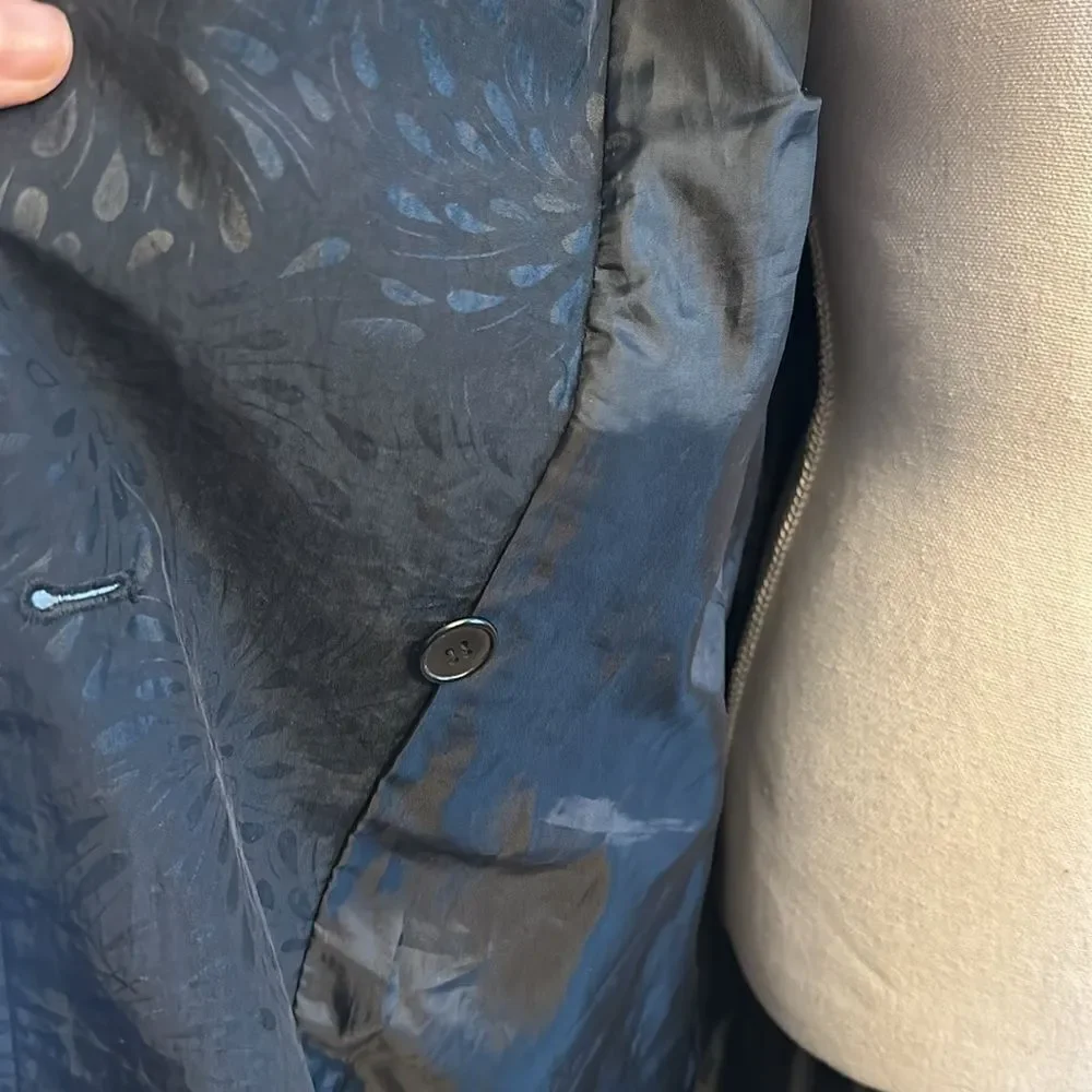 Like new Portrait vintage rain coat - Picture 10 of 11